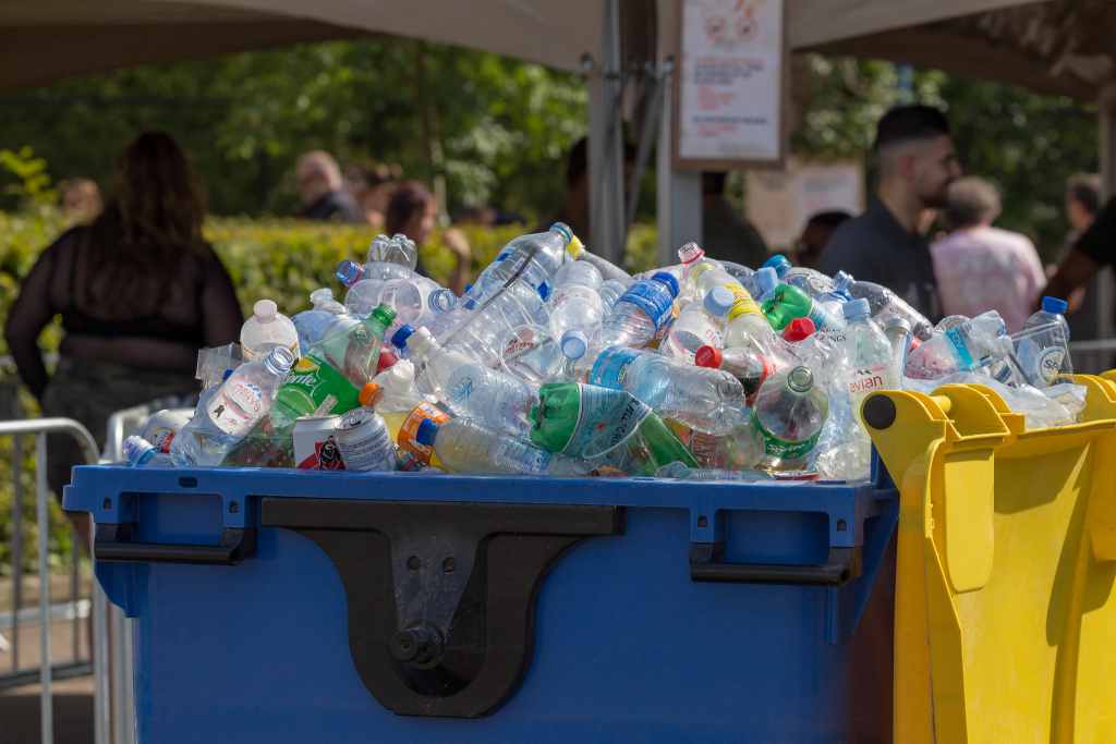 Tak Hanya Lingkungan, Sampah Plastik Juga Berbahaya bagi Manusia