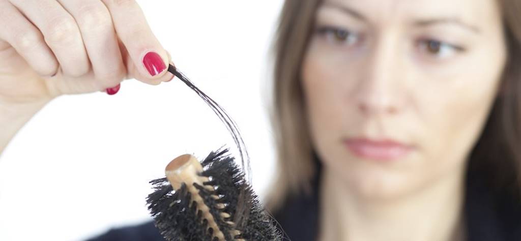 7 Penyebab Kerusakan Rambut dan Penangannya yang Tepat