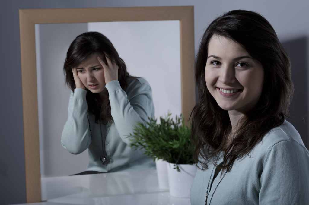 3 Cara Mengatasi Bipolar Disorder Paling Efektif