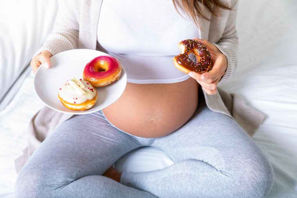 12 Makanan Penyebab Bayi Lahir Cacat yang Harus Dihindari