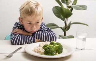 8 Penyebab Anak Susah Makan dan Cara Mengatasinya