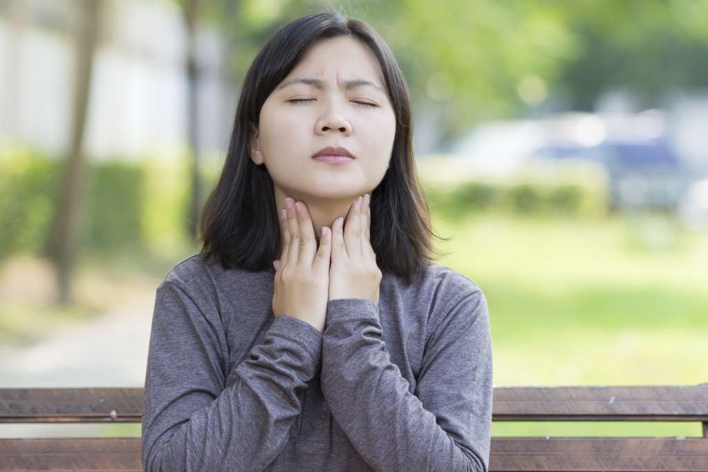 10 Penyebab Leher Bengkak dari Ringan hingga Berbahaya