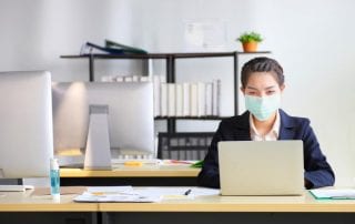 New Normal di Tempat Kerja (Panduan Lengkap & Tips agar Tetap Sehat)