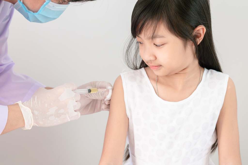 Jadwal Imunisasi Saat COVID-19 dan Hal yang Harus Diperhatikan
