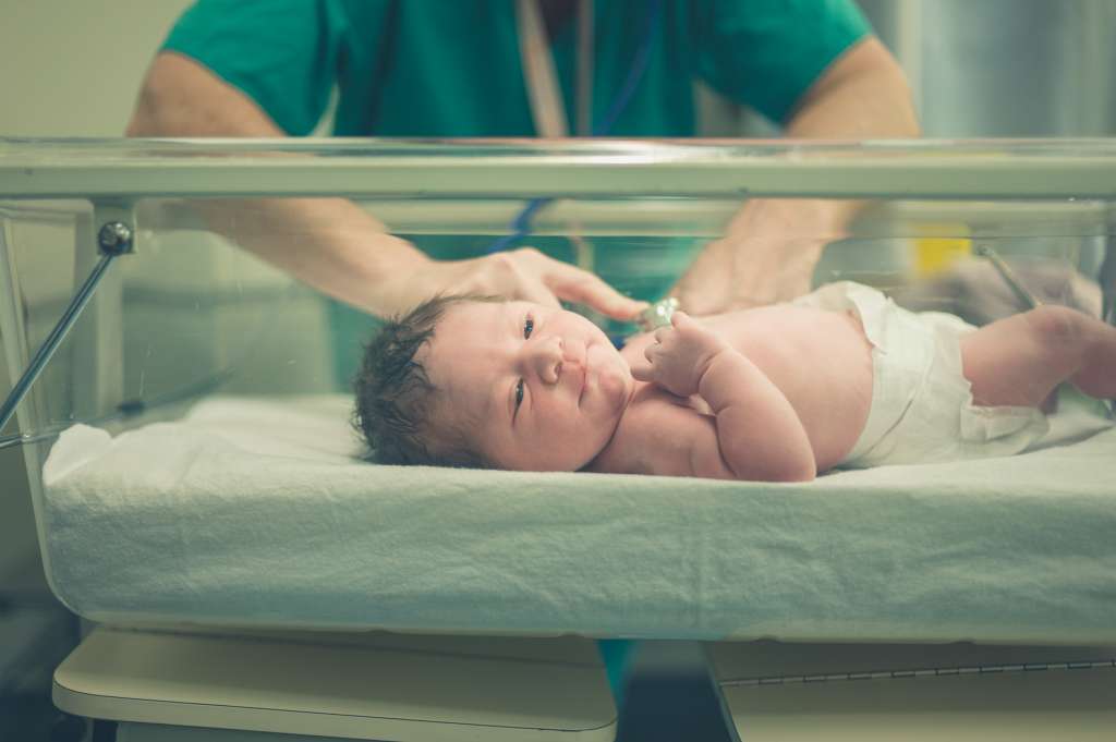 Risiko COVID-19 pada Bayi Baru Lahir, Apakah Bisa Tertular?