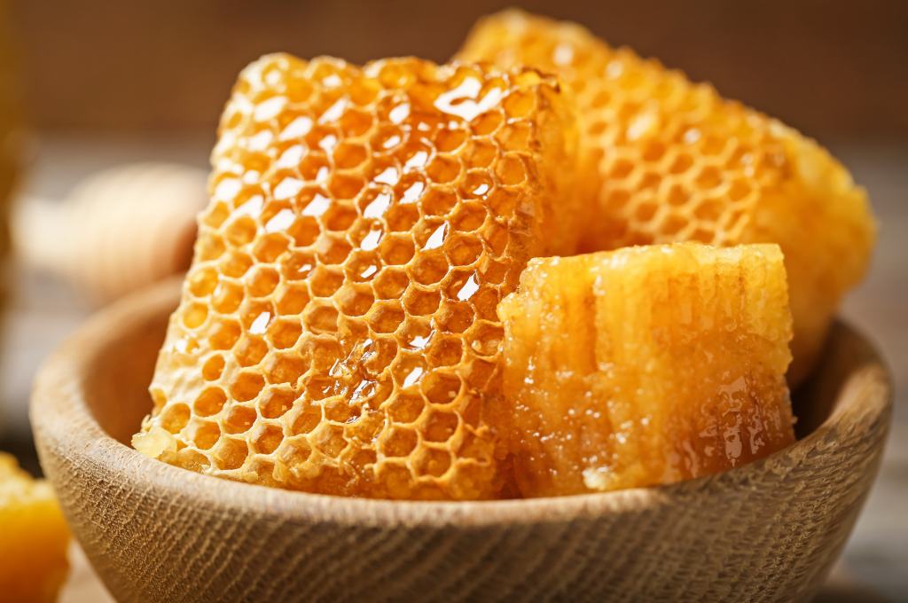 8 Manfaat Honeycomb bagi Kesehatan dan Cara Konsumsinya