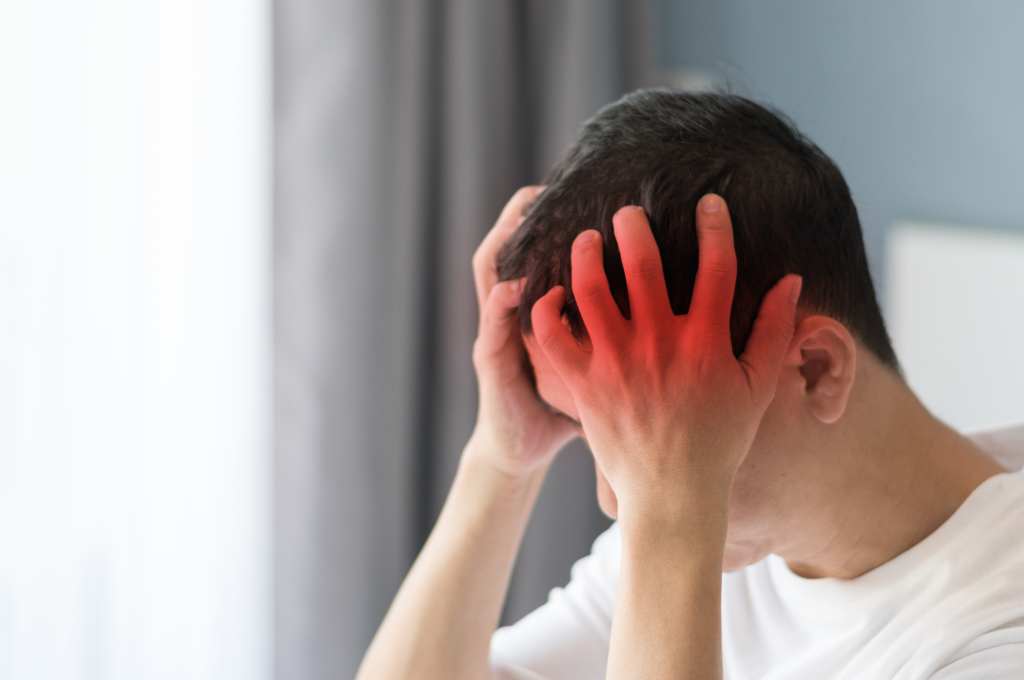 Sakit Kepala Berulang: Gejala, Penyebab, dan Cara Mengatasinya