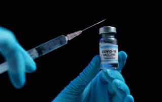 Manfaat Vaksin COVID-19 dan Hal-Hal Penting Lainnya