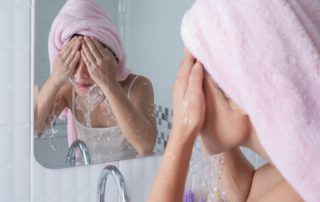 Double Cleansing, Metode yang Bikin Kulit Wajah Lebih Bersih dan Sehat