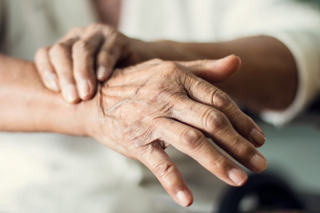 Bahaya Penyakit Parkinson: 18 Gejala dan Komplikasi yang Patut Diwaspadai!
