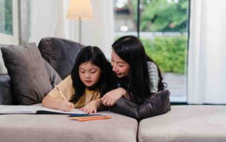 9 Cara yang Bisa Dilakukan Orang Tua agar Anak Rajin Belajar
