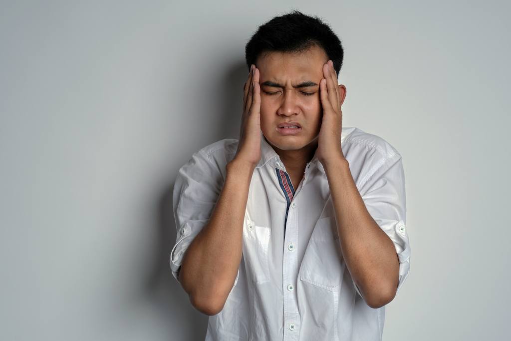 Thunderclap Headache: Gejala, Penyebab, Diagnosis, dll
