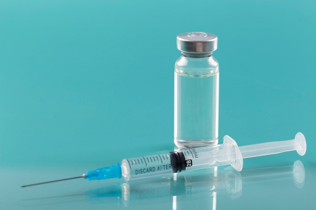 Terlanjur Mendapatkan Vaksin Kedaluwarsa, Apa Bahayanya?