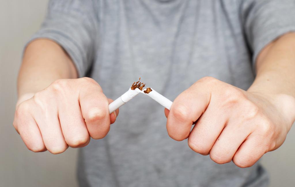 4 Keluhan yang Umum Terjadi saat Anda Mencoba Berhenti Merokok
