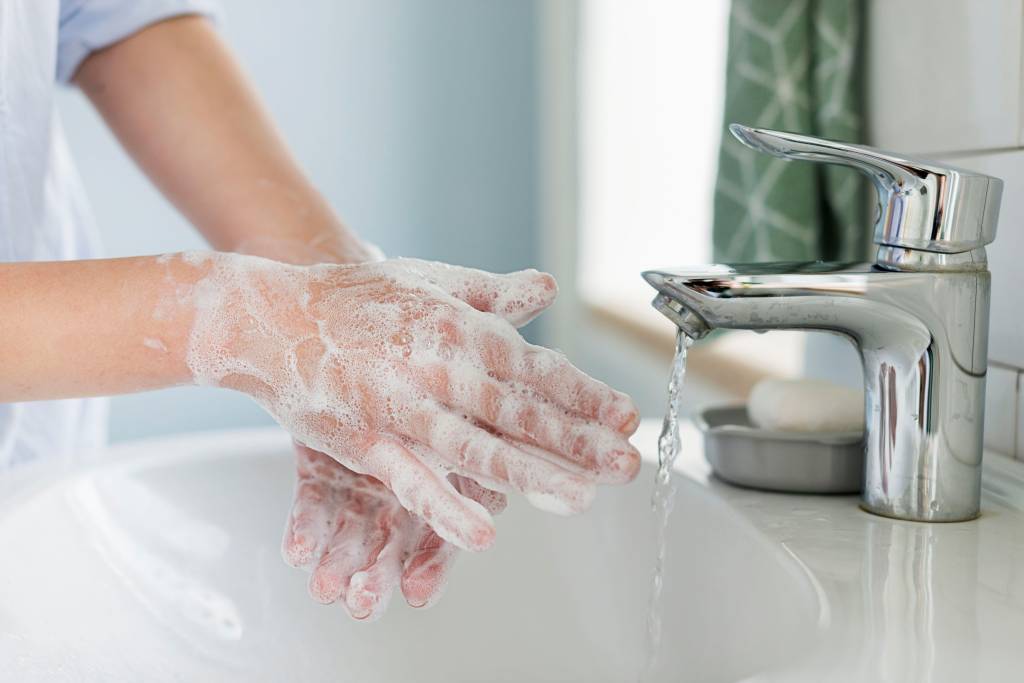 6 Manfaat Rajin Cuci Tangan Pakai Air dan Sabun bagi Kesehatan