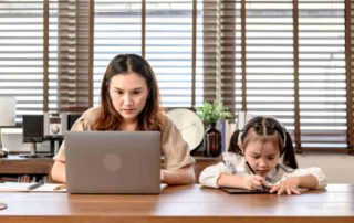 6 Tips Work from Home bagi Ibu yang Bekerja