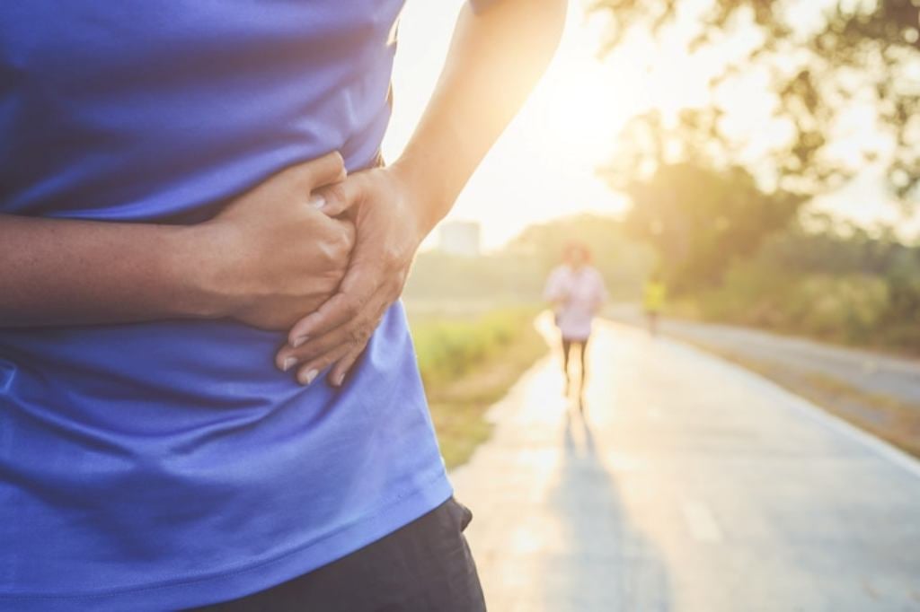 Perut Sakit saat Lari, Kenali Penyebab dan Cara Mengatasinya