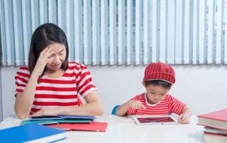 Bunda Mengalami Parental Burnout? Ini 8 Cara Mengatasinya