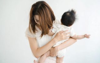 Memahami Perbedaan Baby Blues dan Depresi Postpartum Lebih Dalam