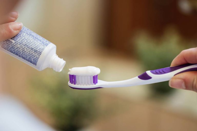 Tes Kehamilan dengan Pasta Gigi, Akuratkah? DokterSehat