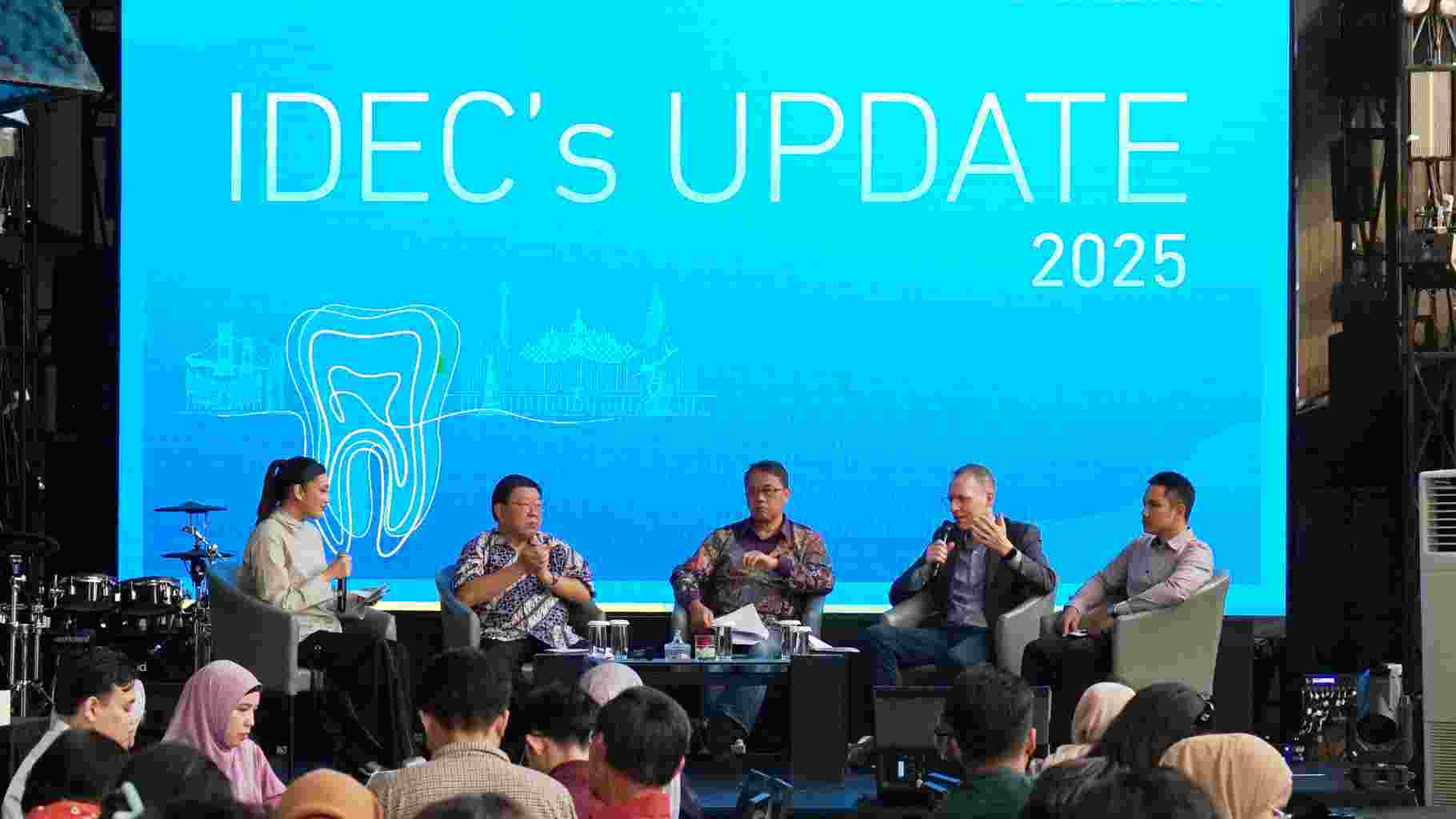 IDEC 2025 Pacu Inovasi Teknologi Kesehatan Gigi dan Mulut