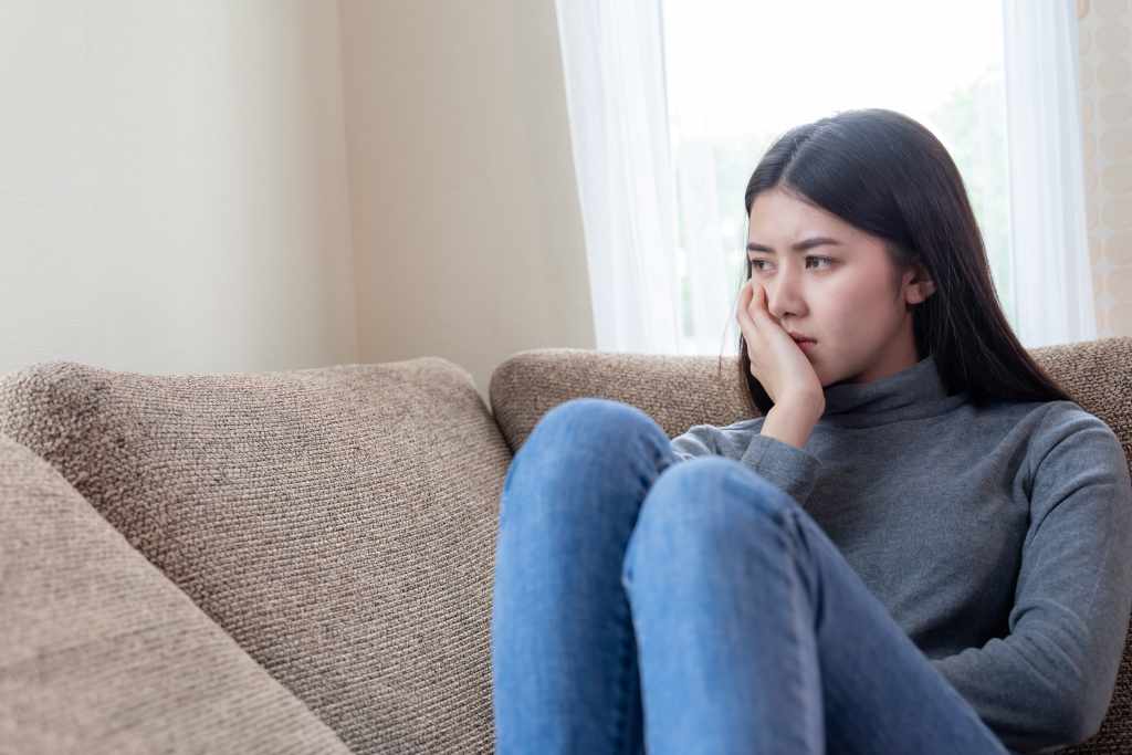 10 Cara Mengatasi Depresi yang Efektif, Alami dan Medis
