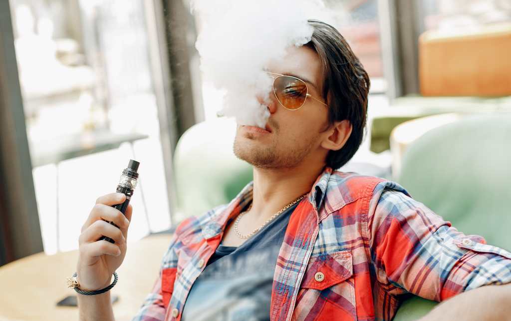 gambar vape sebabkan popcorn lung doktersehat